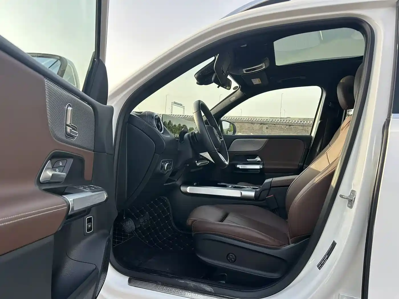 Mercedes-Benz GLB 2024 GLB 200 Fashion фото 4