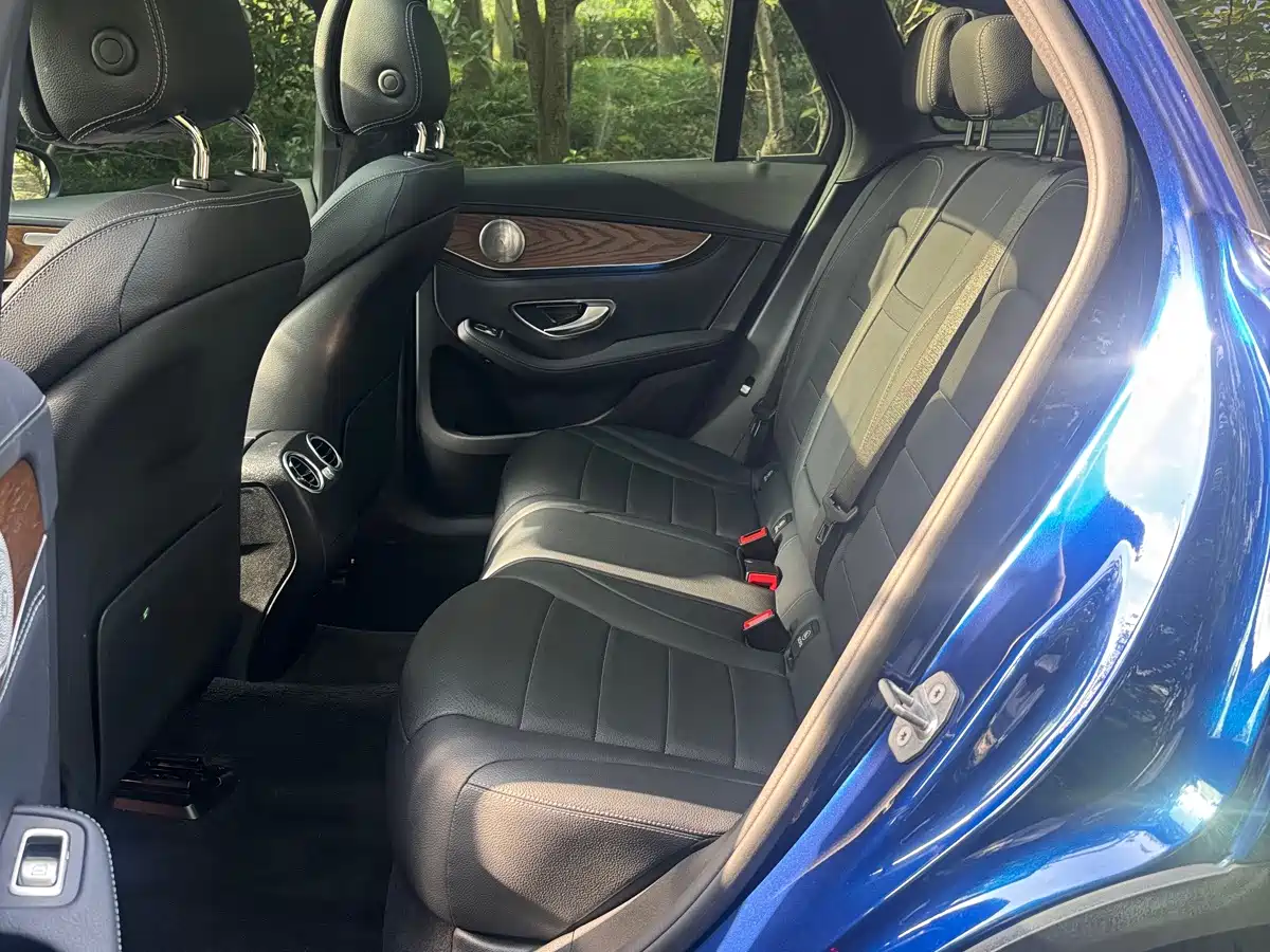 Фото 12 - Mercedes-Benz GLC