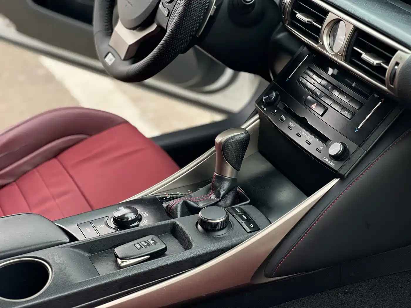 Lexus IS 2013 250 F SPORT фото 7