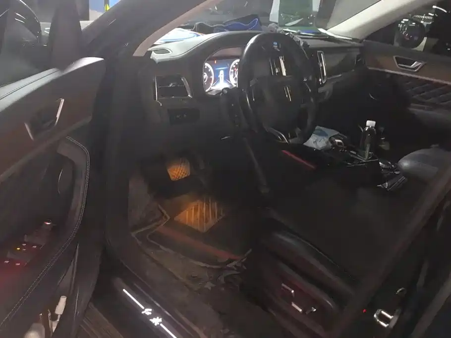 Hongqi HS7 2023 2022 2.0T DCT 2WD ZhiLian QiChang Edition 5-seater