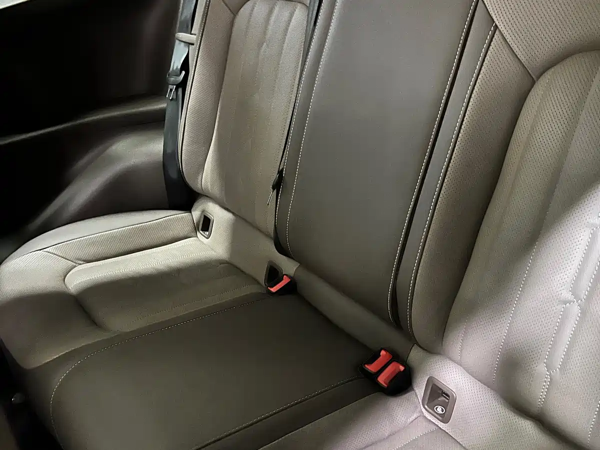 Volkswagen Viloran 2023 330TSI Luxury Edition фото 19