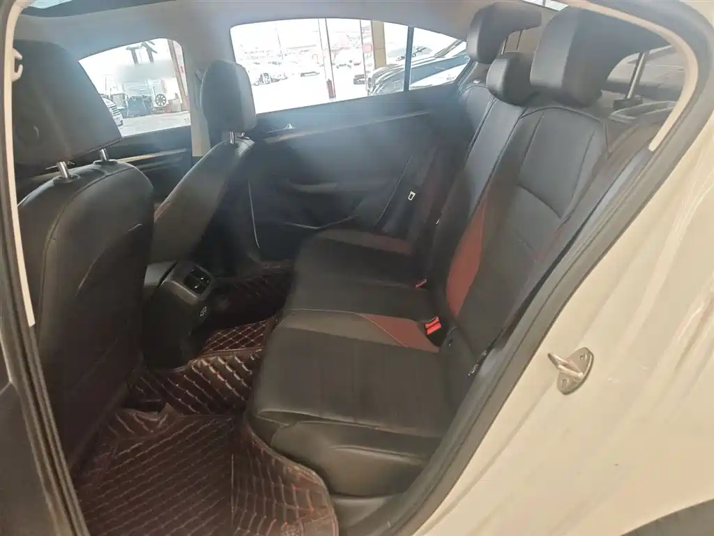 Volkswagen Bora 2021 1.5L Automatic Elite Smart Edition фото 12