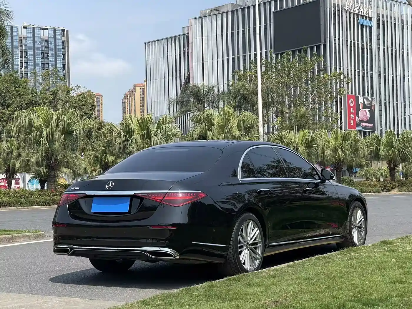 MERCEDES-BENZ S CLASS