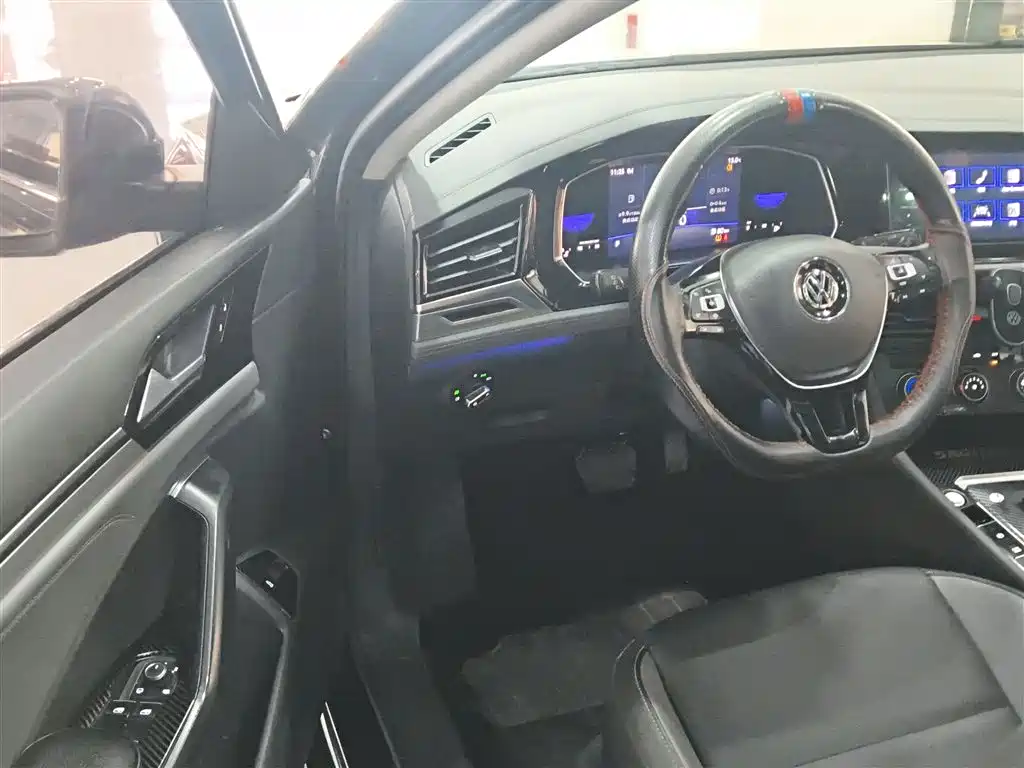 Volkswagen Sagitar 2021 200TSI DSG Comfort Smart Edition фото 12