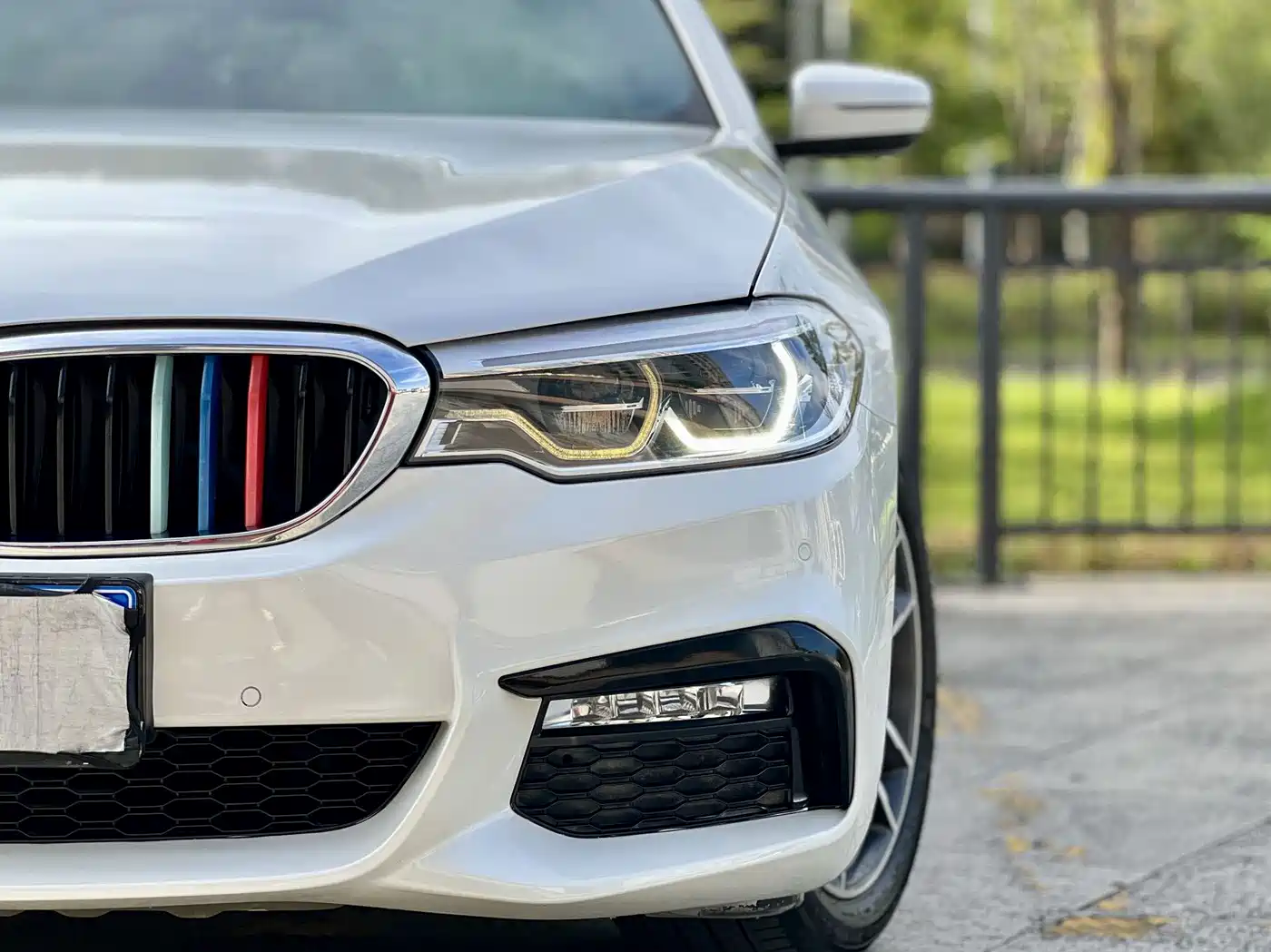 BMW 5 Series 2018 525Li M Sport Package фото 11