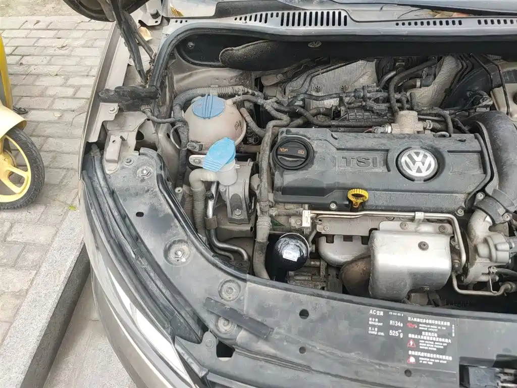 Volkswagen Touran 2015 1.4T Manual Trend Edition 5-seater фото 21