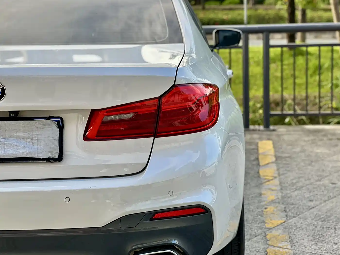 BMW 5 Series 2018 525Li M Sport Package фото 15