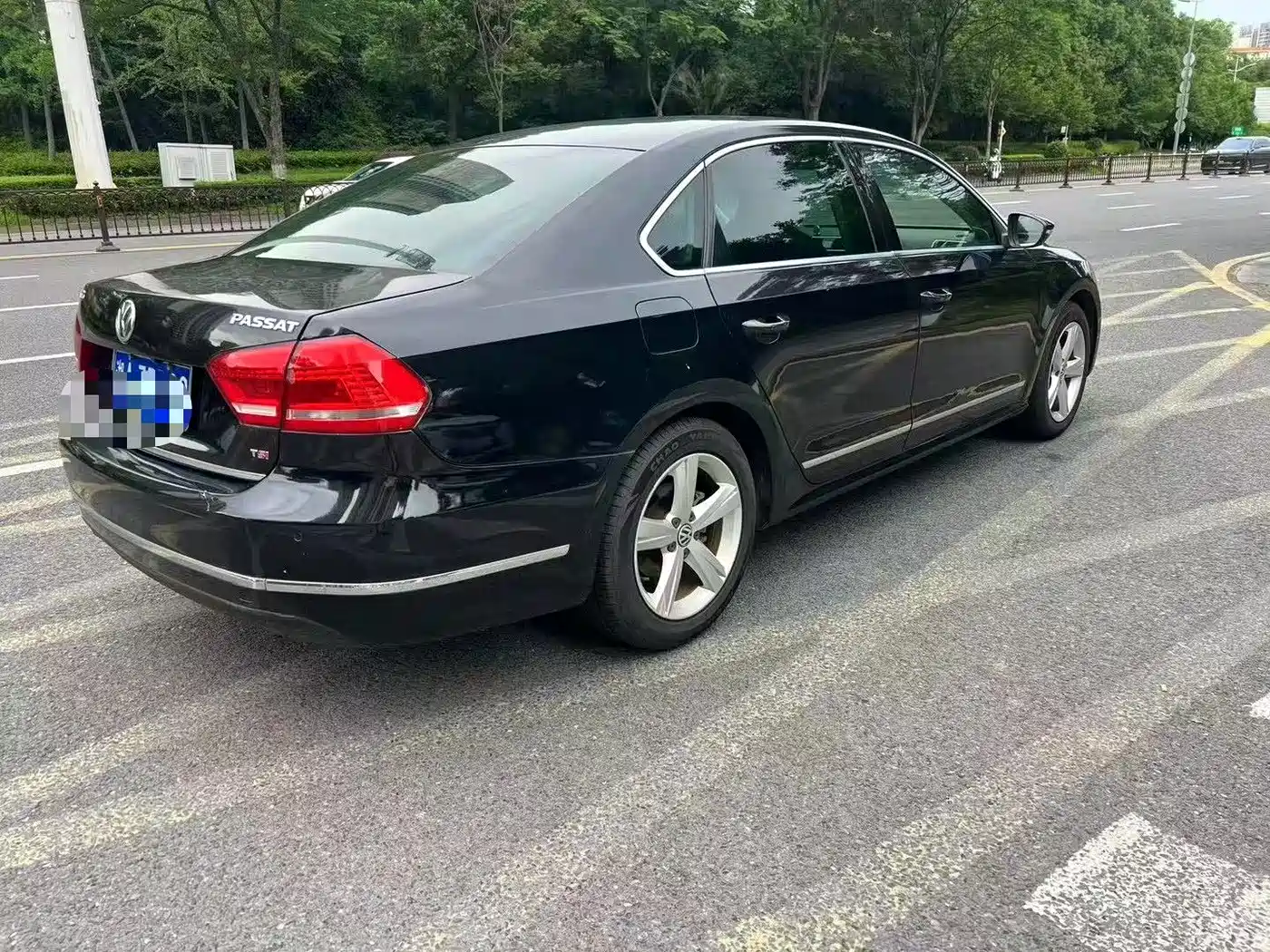 Volkswagen Passat 2011 2011 1.8TSI Automatic Premium Edition