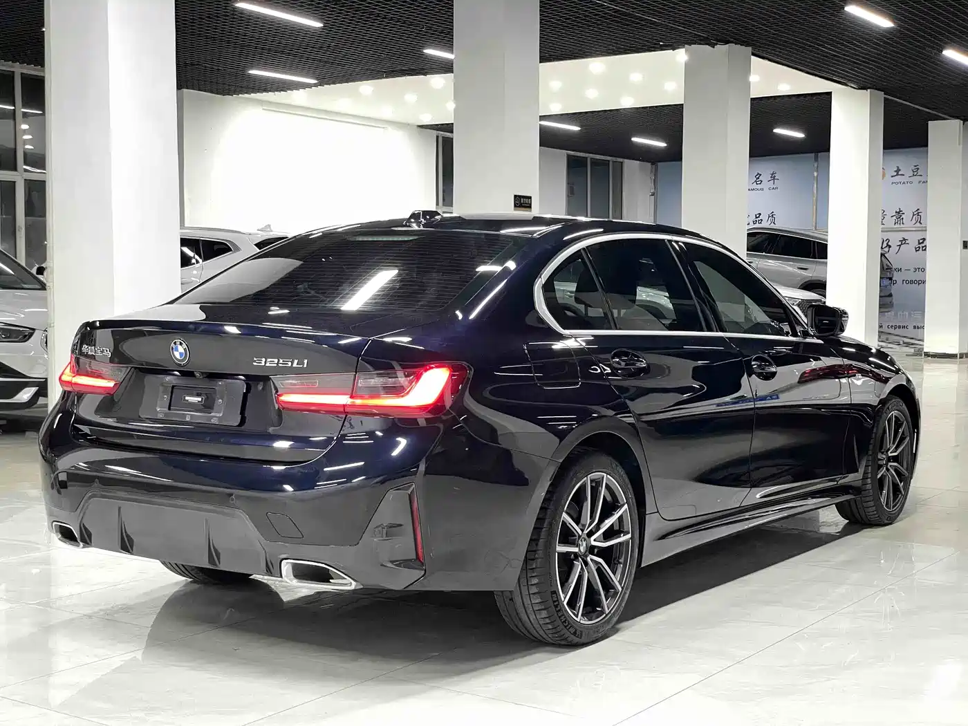 BMW 3 Series 2023 320Li M Sport Package фото 6