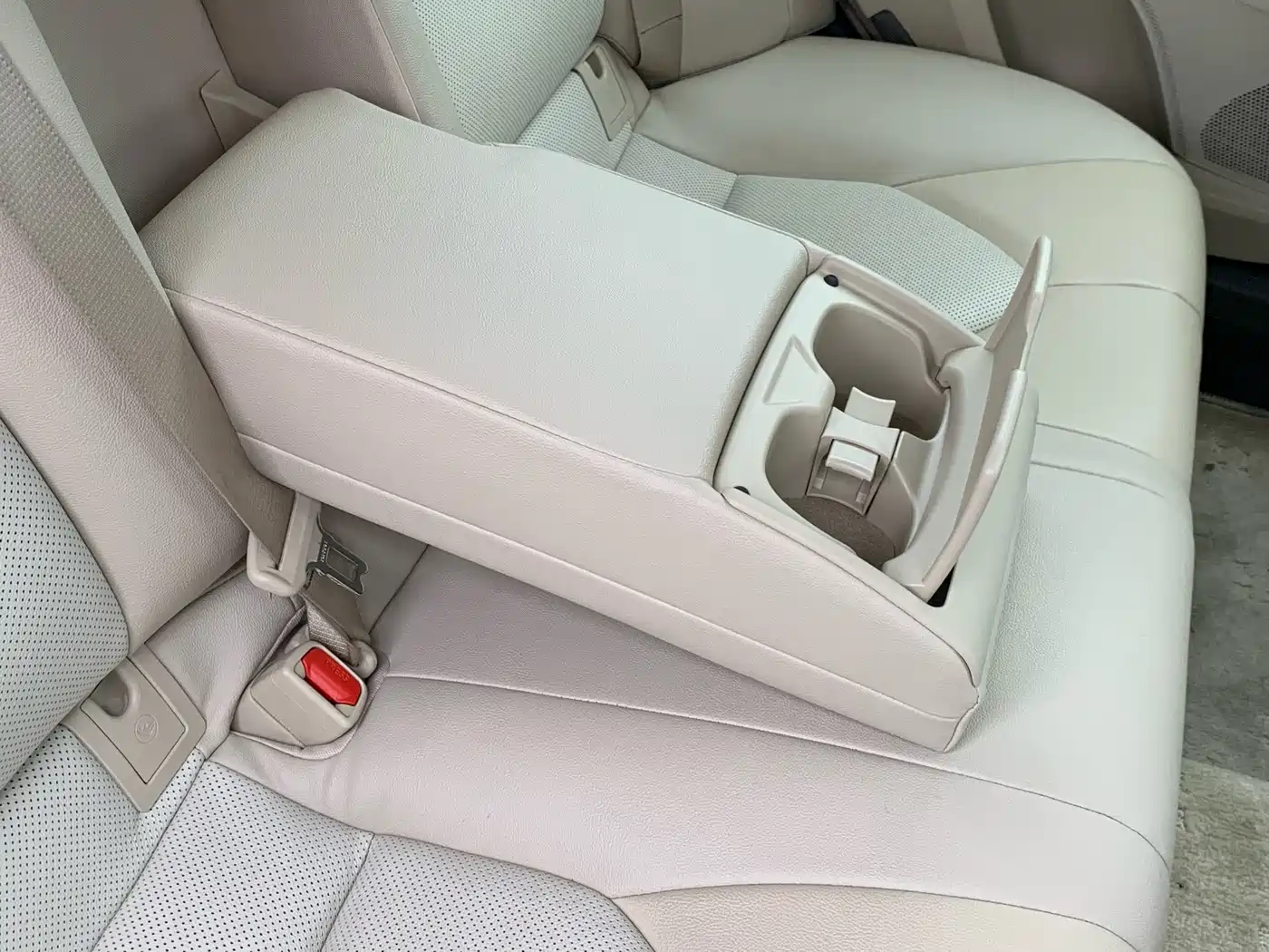 Toyota Camry 2019 Facelift 2.0G Luxury Edition фото 29