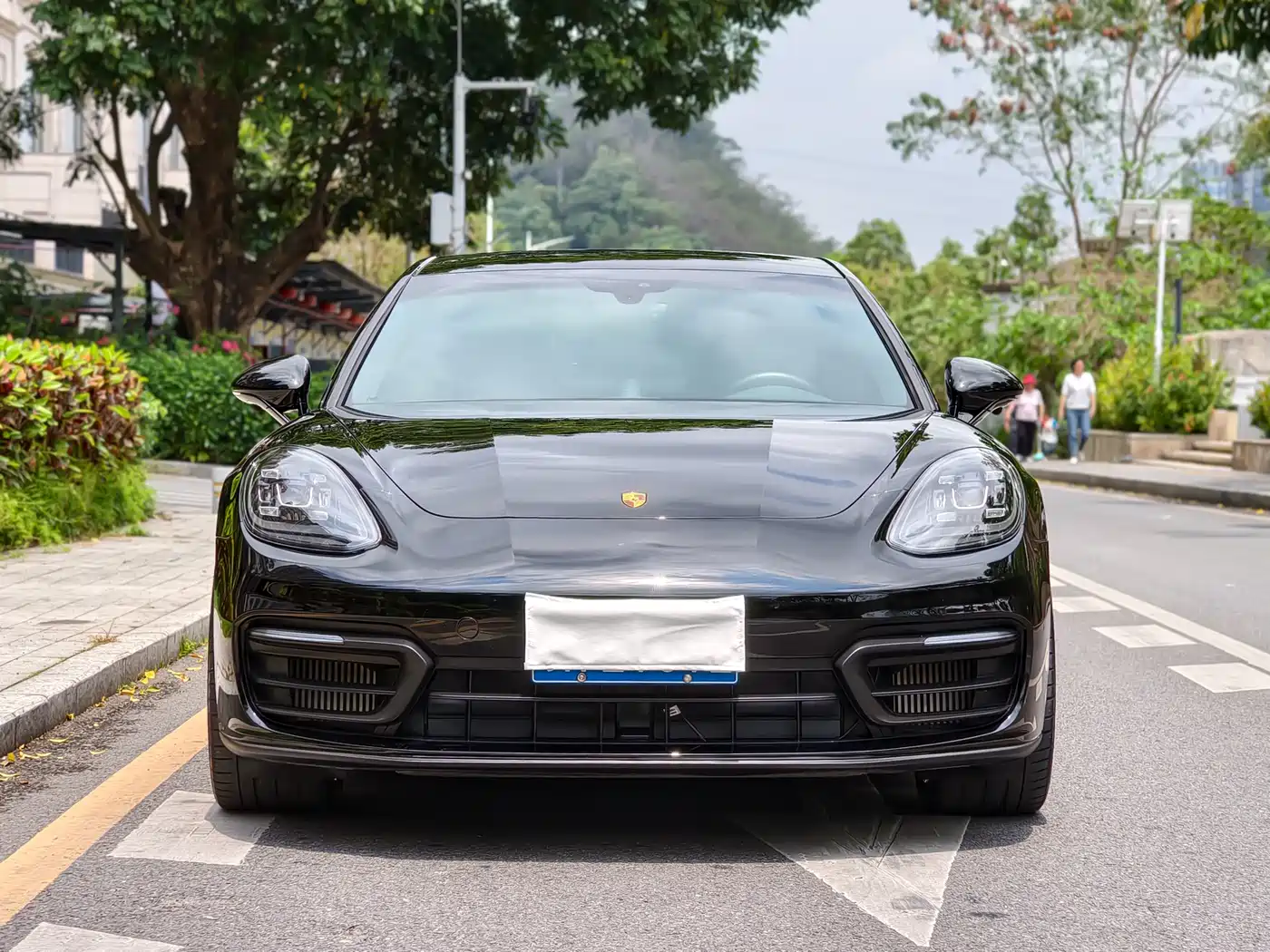 PORSCHE PANAMERA