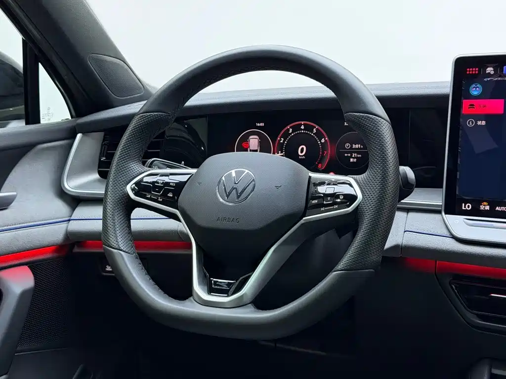 Фото 12 - Volkswagen Tayron