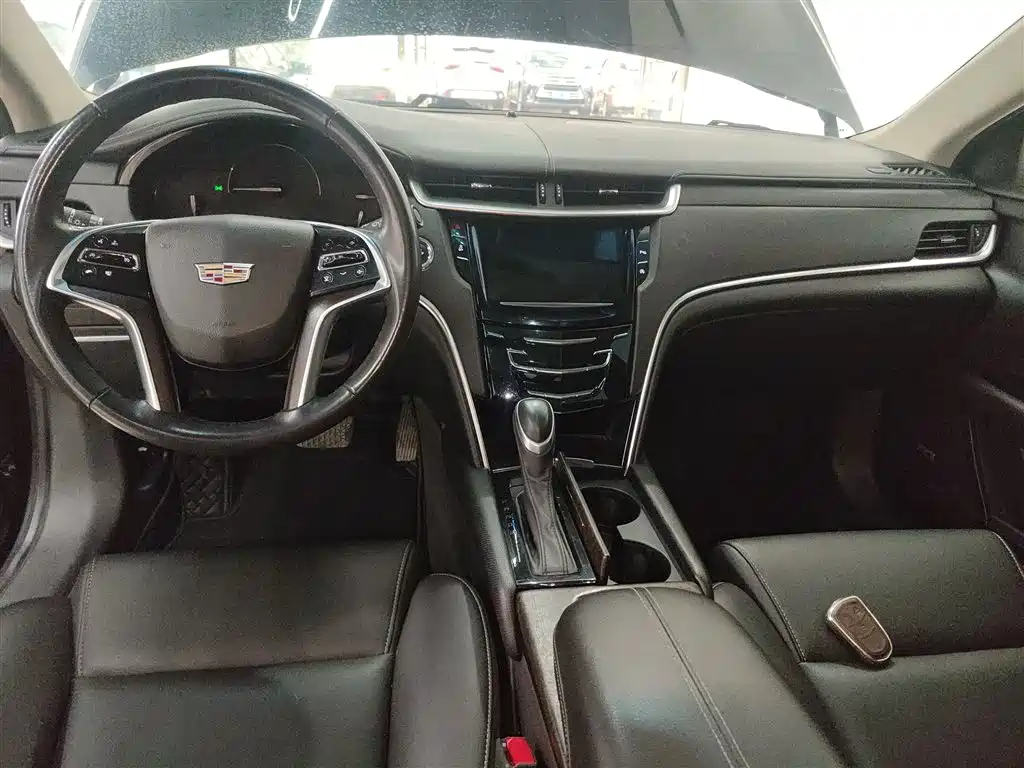 Cadillac XTS 2018 28T Technology фото 10