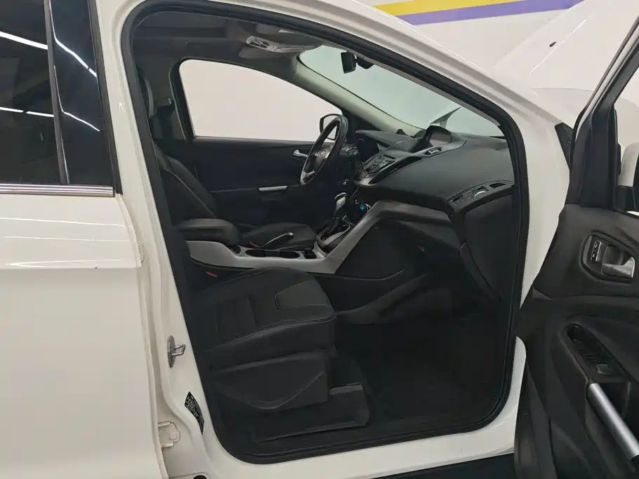 Ford Kuga 2013 2013 1.6L GTDi FWD Trend