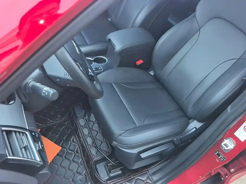 Фото 15 - Haval H2