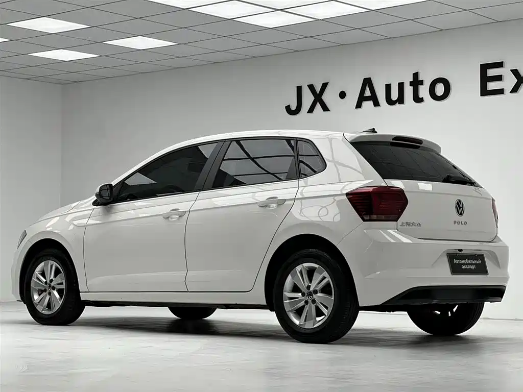 Volkswagen Polo 2021 Plus 1.5L Automatic Panorama Enjoyment Edition фото 7