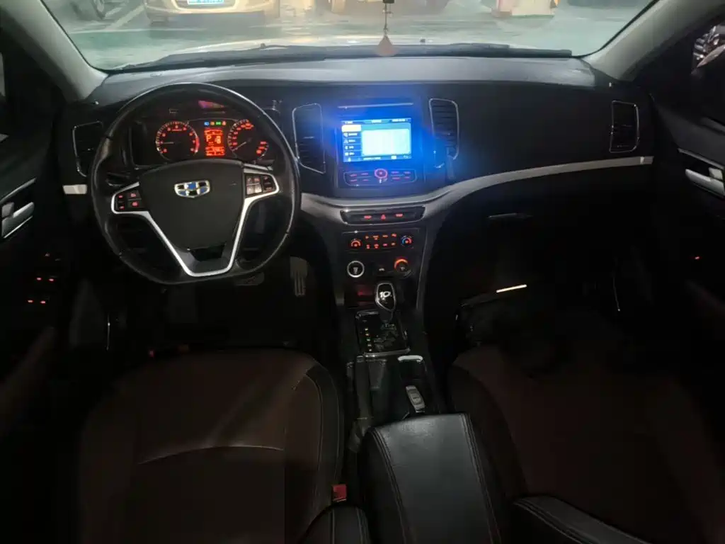 Фото 6 - Geely Vision