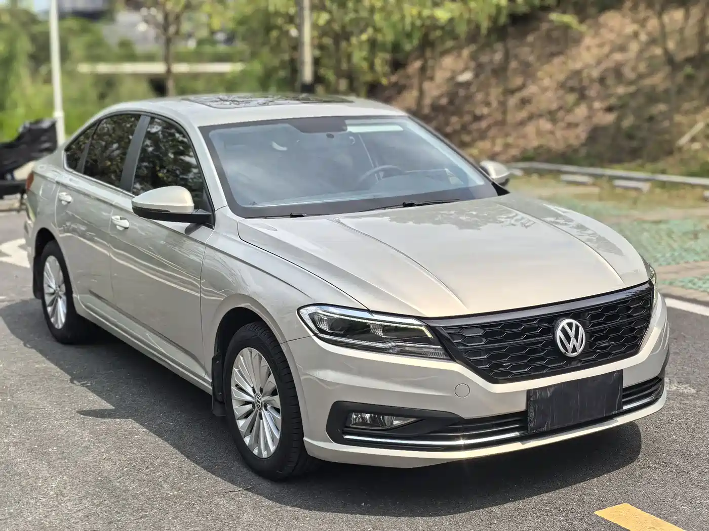 Volkswagen Lavida 2019 280TSI DSG Comfort Edition China VI фото 3