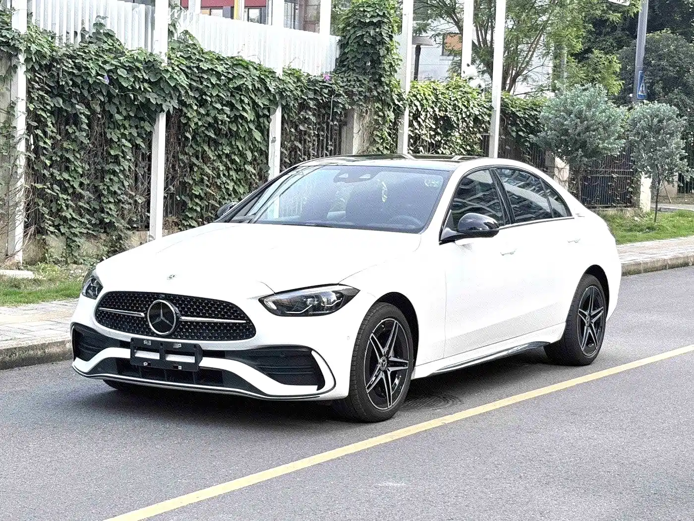 Photo 2 - Mercedes-Benz C-Class