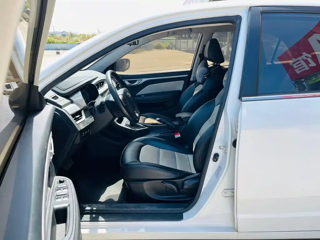Geely Vision 2020 2019 Upgrade 1.5L CVT Luxury China VI