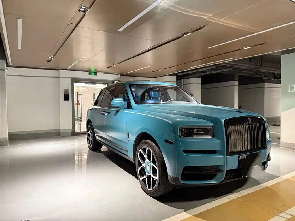 Photo 2 - Rolls-Royce Cullinan