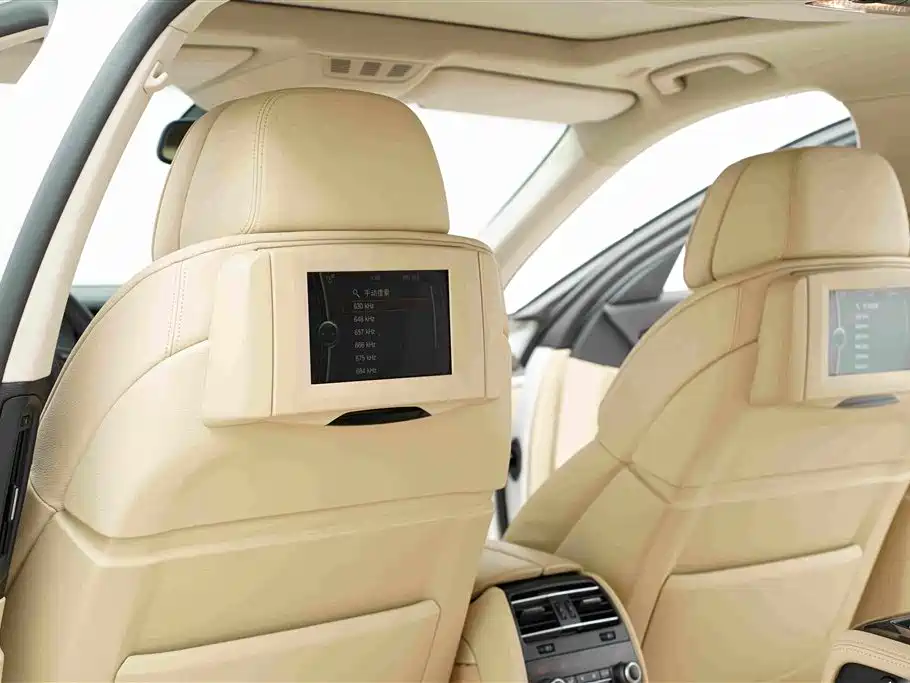 BMW 7 Series 2011 2009 740Li Luxury
