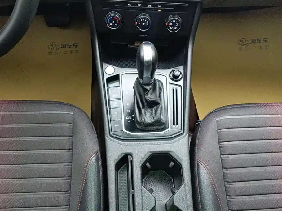 Volkswagen Lavida 2024 Model 300TSI DSG Starlight Full Comfort Edition фото 16