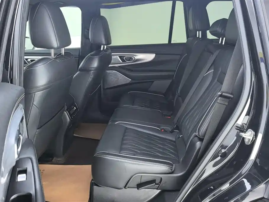 GAC Trumpchi Trumpchi GS8 2022 Pilot Series 2.0TGDI 4WD Luxury Smart Connect Edition (7-Seater) фото 11