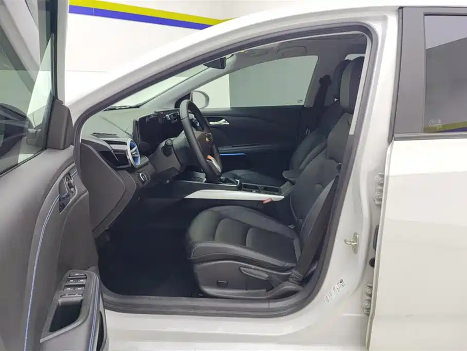 Chevrolet Monza 2023 1.3T Mild Hybrid Automatic Premium Edition фото 9