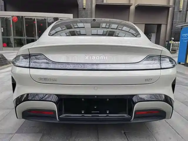 XIAOMI CAR XIAOMI SU7