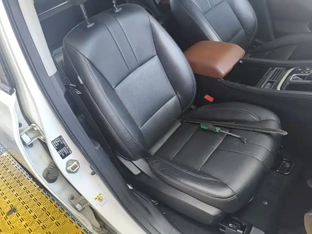 GAC Trumpchi Trumpchi GS7 2019 2017 280T 2WD Luxury