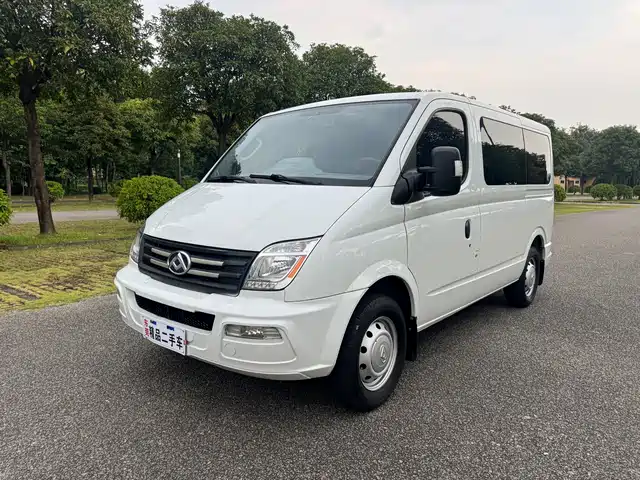 Maxus New V80 2.0T, механика, Классик Aoyuntong, короткая база, сверхнизкая крыша, 5/6, мест