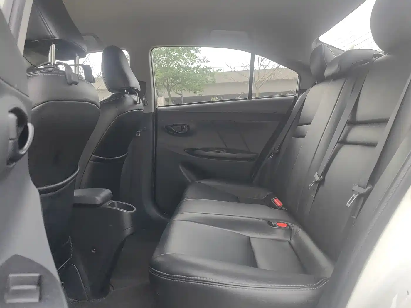 Toyota YARiS L Zhi Xiang 2019 1.5E CVT Charming China VI фото 8