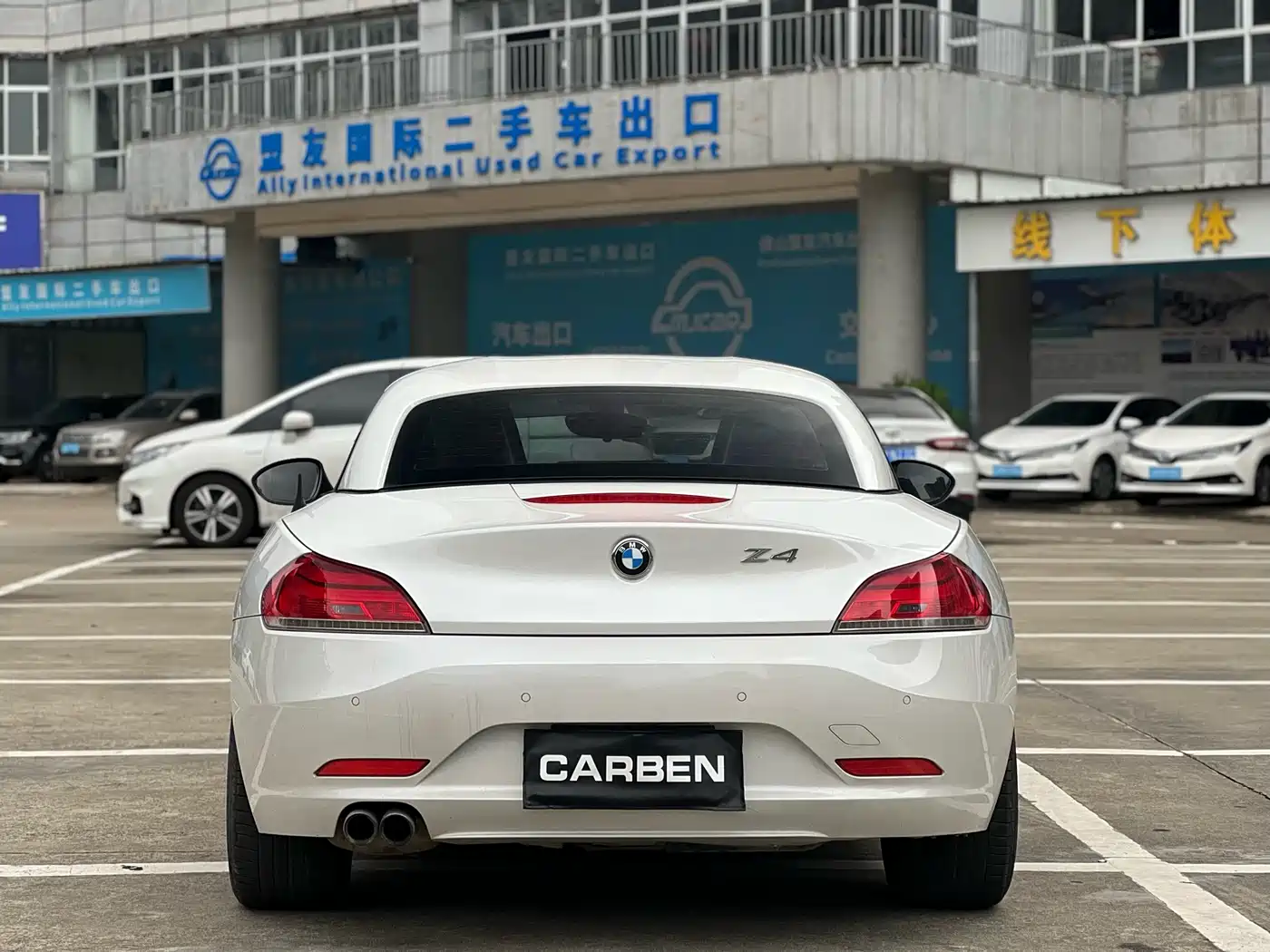 BMW Z4 2013 sDrive20i Leading фото 4