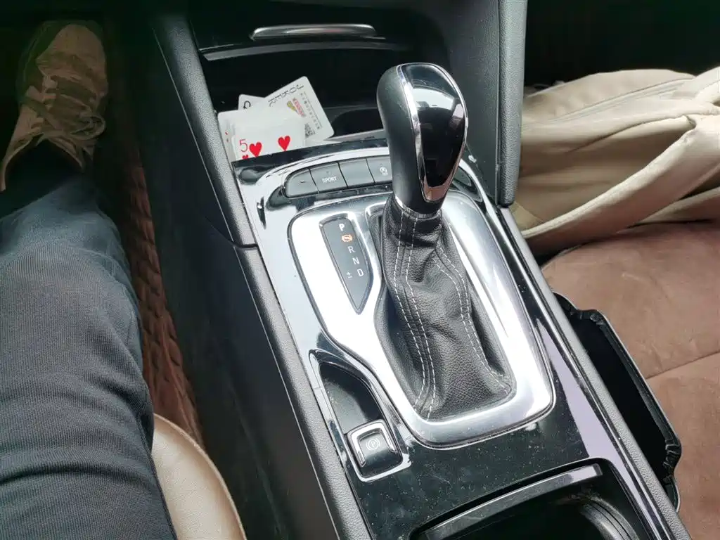 Buick Regal 2019 20T Elite China VI фото 14