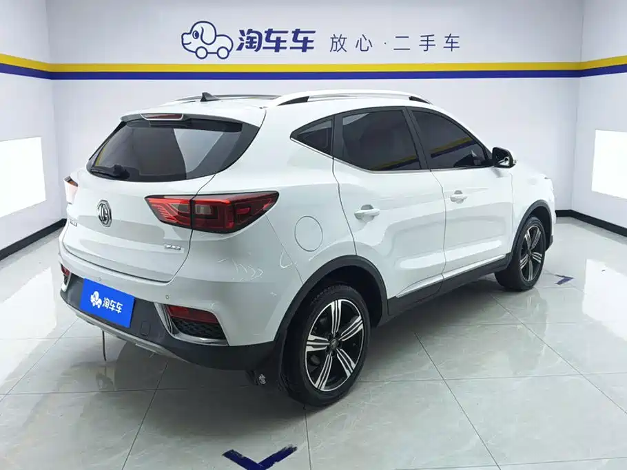 Фото 3 - MG ZS