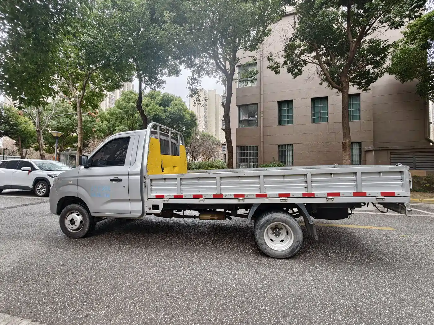 DONGFENG D71