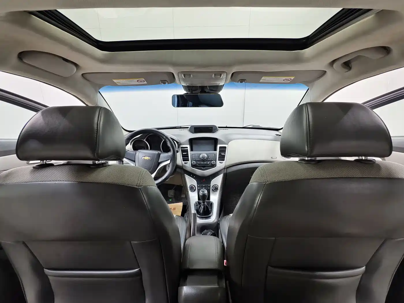Chevrolet Cruze 2012 1.6L SE MT фото 10