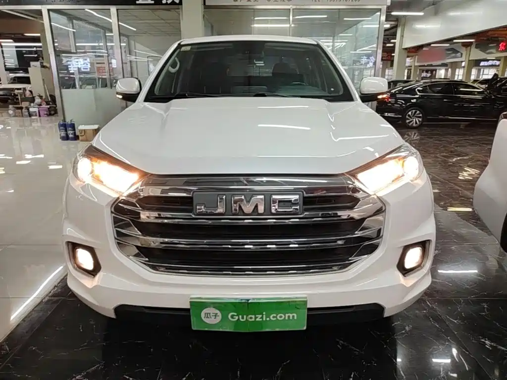 Jiangling Yuhu 7 2022 2022 2.0T Automatic Diesel 2WD Comfort Standard Wheelbase