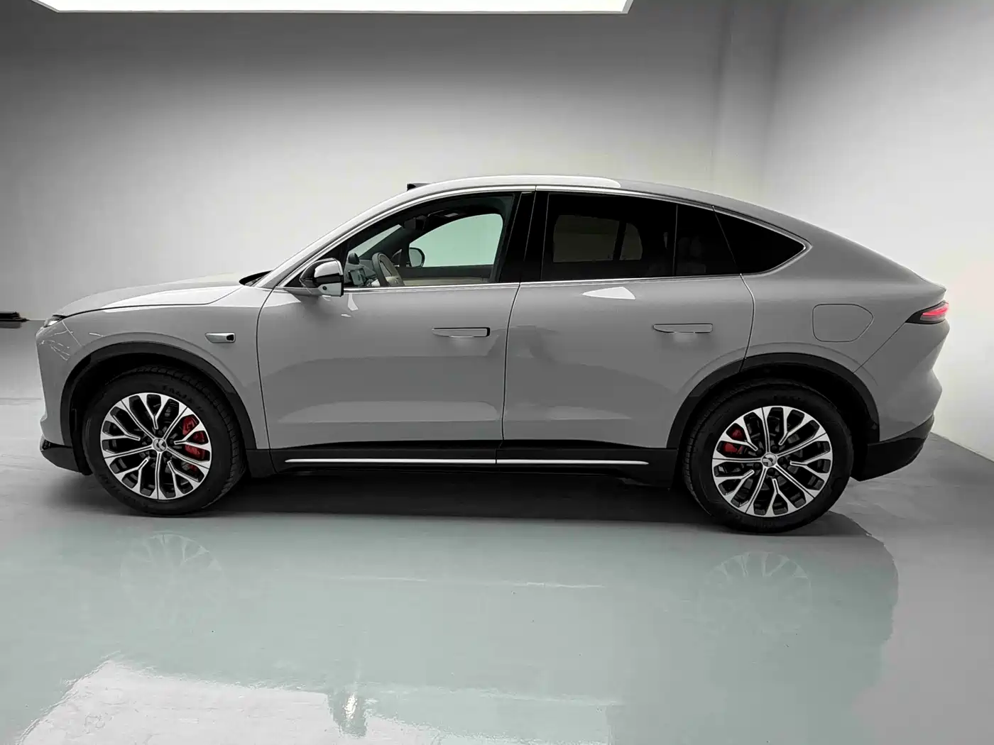 NIO EC6 2025 2025 75kWh