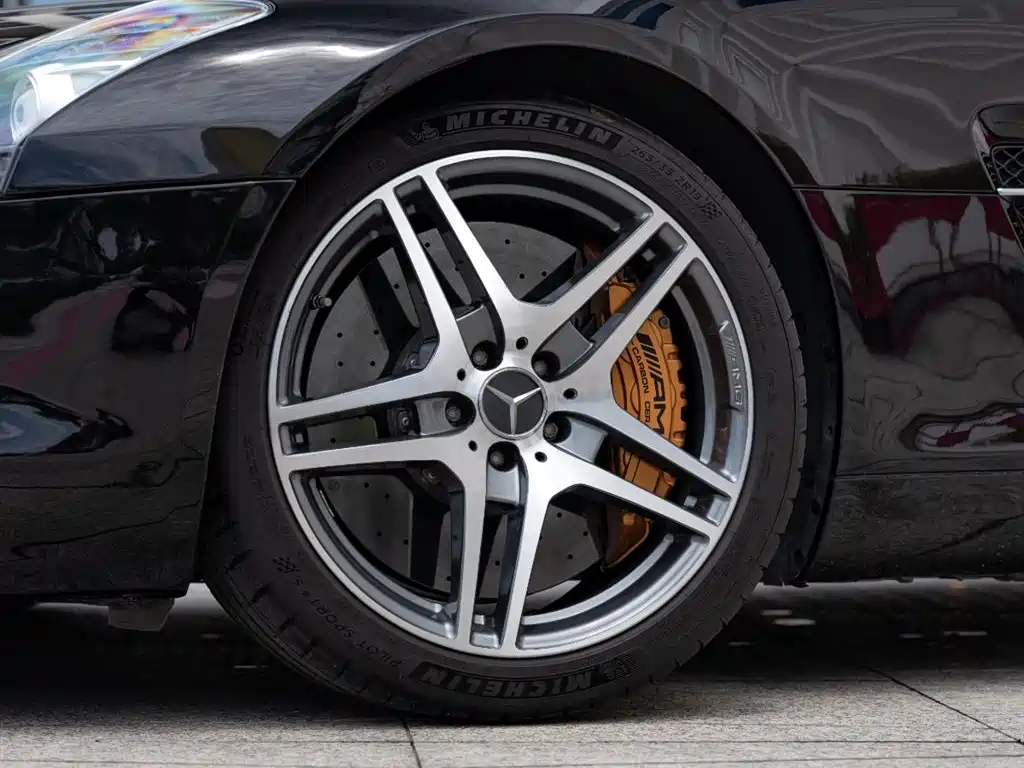 Mercedes-Benz SLS AMG 2011 2011 SLS AMG