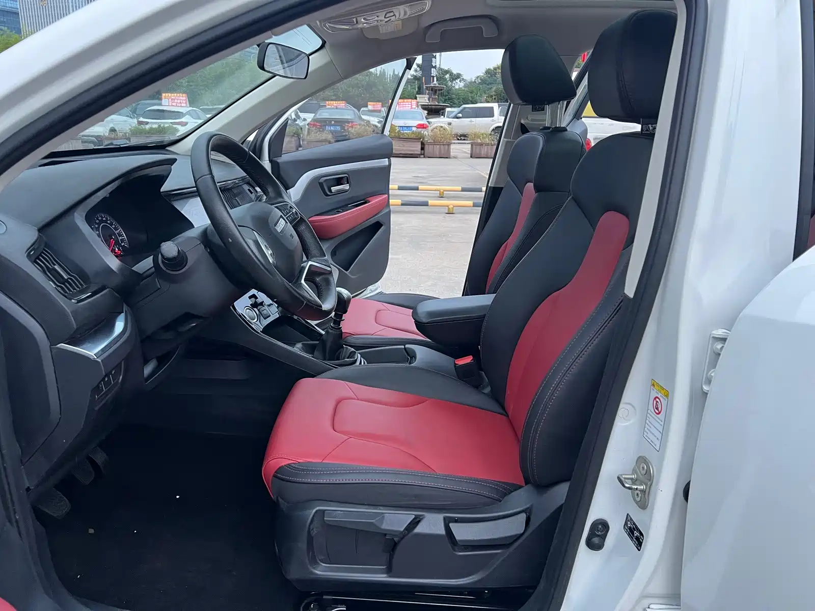 Фото 4 - Haval H2s