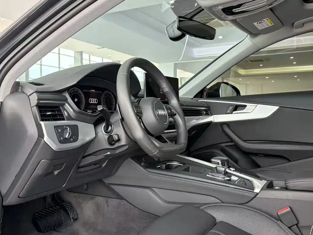 Audi A4L 2022 40 TFSI Luxury Dynamic фото 12