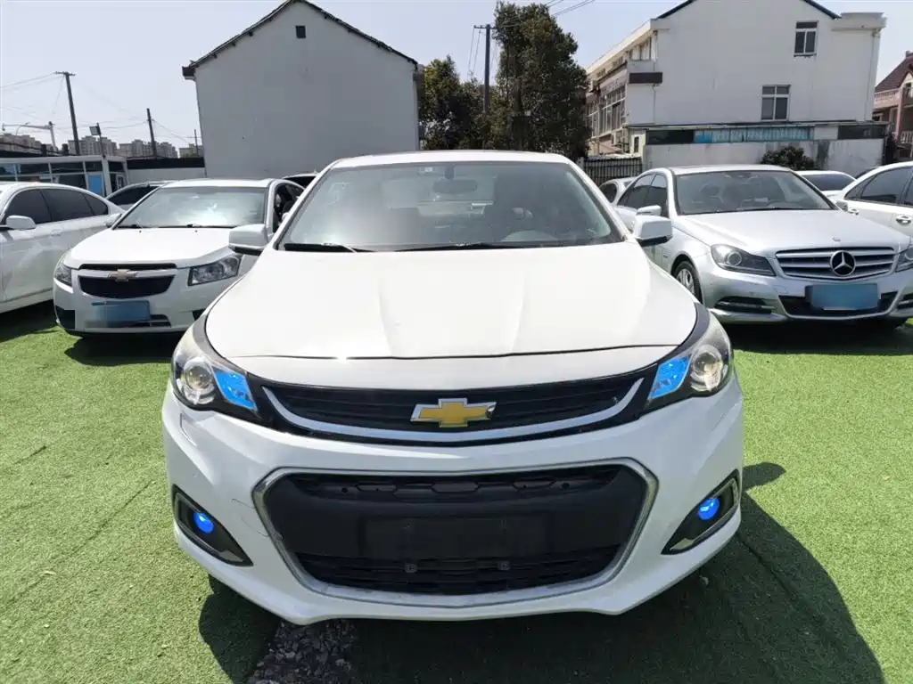 Chevrolet Malibu 2017 1.5T Automatic Luxury Edition фото 3