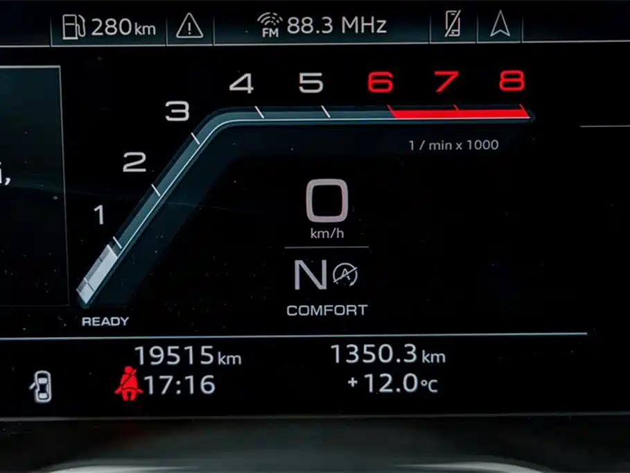 Audi A4L 2023 40 TFSI quattro Luxury Sport фото 17