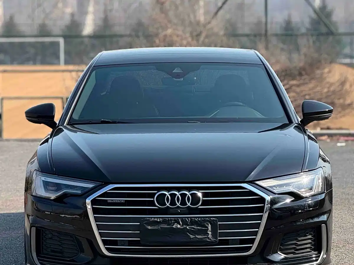 Audi A6L 2021 45 TFSI quattro Exclusive Elegance фото 3
