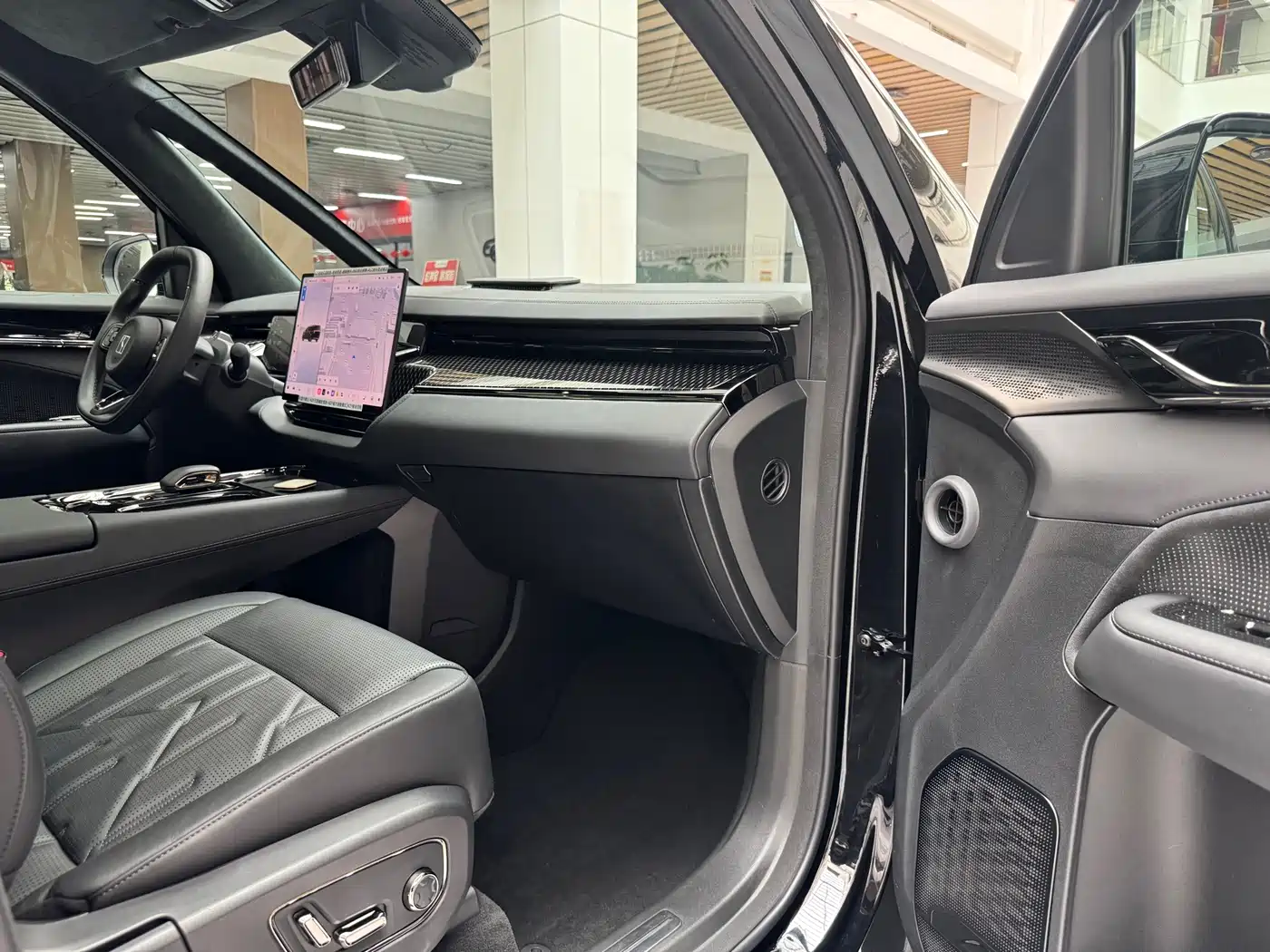ZEEKR 009 2025 2024 7-Seat Aisle AWD Version 108kWh
