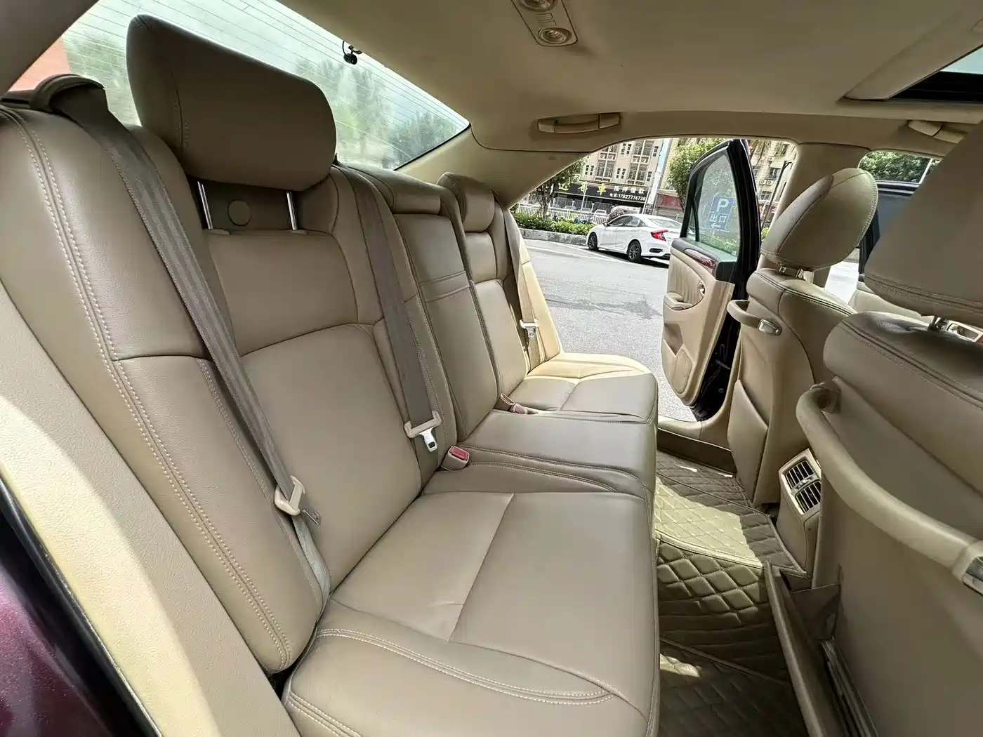 Toyota Crown 2005 2005 Model 3.0L Royal Saloon G VIP