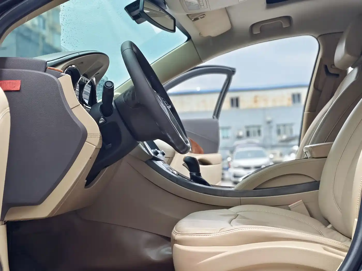 Фото 9 - Buick LaCrosse