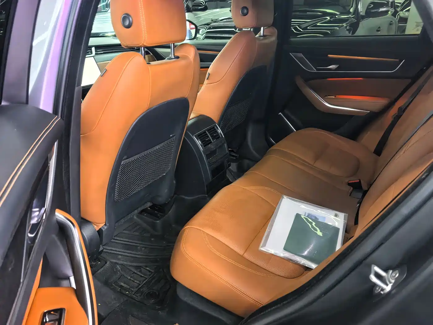 Jaguar F-PACE 2022 2022 P250 R-Dynamic BLACK